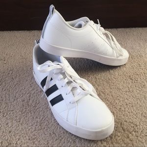 Adidas Black/white Sneakers